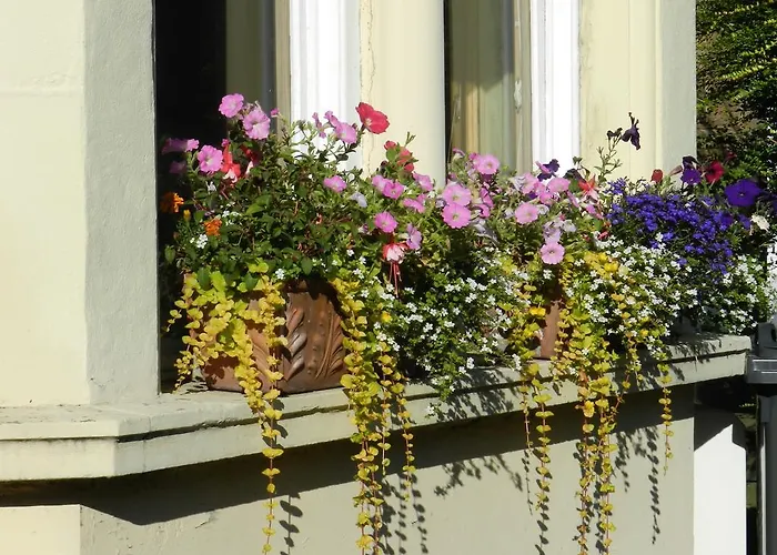 Balmoral Πανσιόν