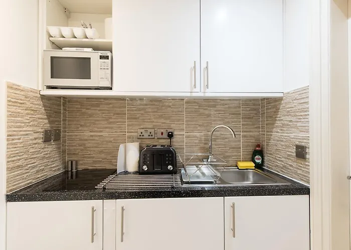 Royal Princes Apartment Edinburgh