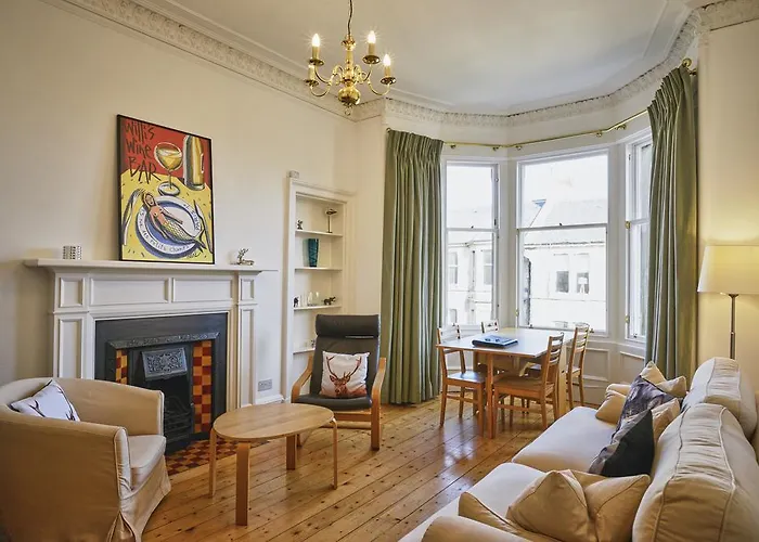 Apartment Comely Bank *