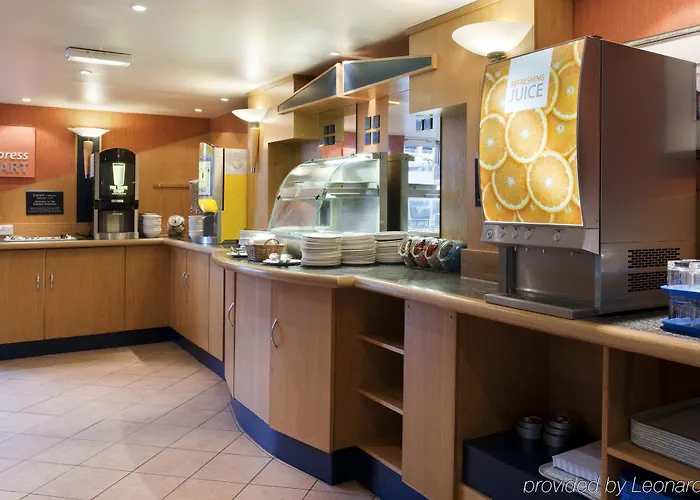 Express - Leith Waterfront By Ihg