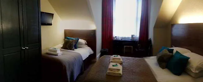 Πανσιόν Townhouse 3*