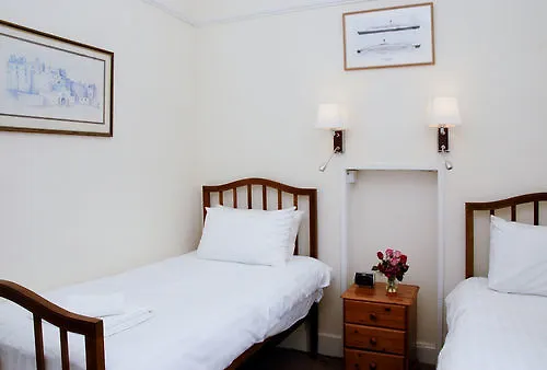 The Guards 3* Edinburg