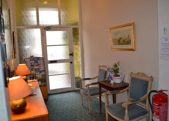 Konukevi Dene Guest House, New Town Edinburgh