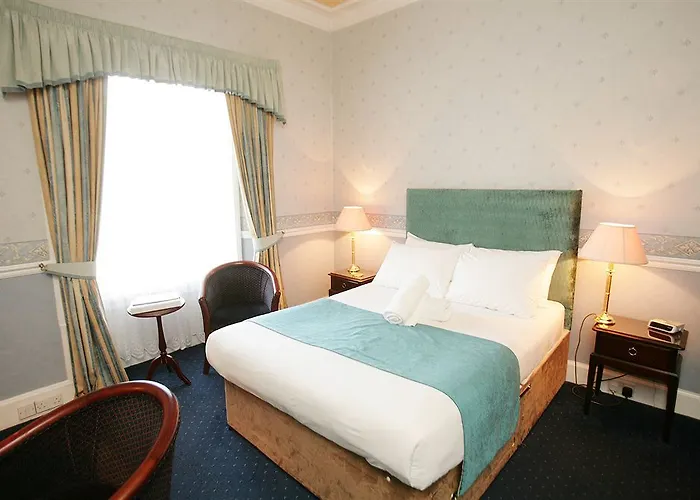 West End אדינבורו