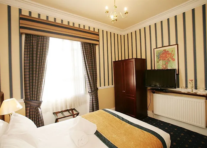 West End בית הארחה אדינבורו