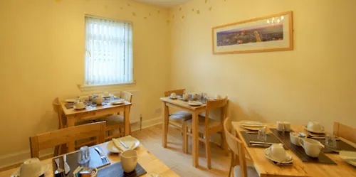 Alpha Εδιμβούργο