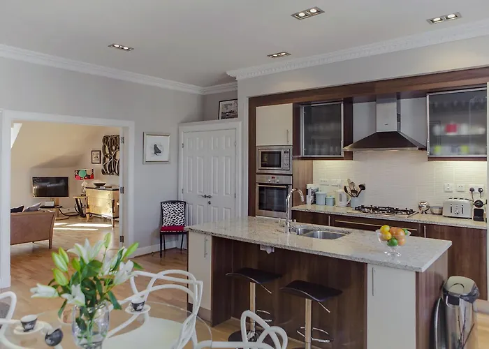 The Skyline - The Address *