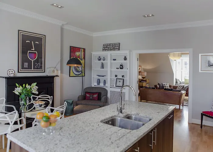 The Skyline - The Address エディンバラ