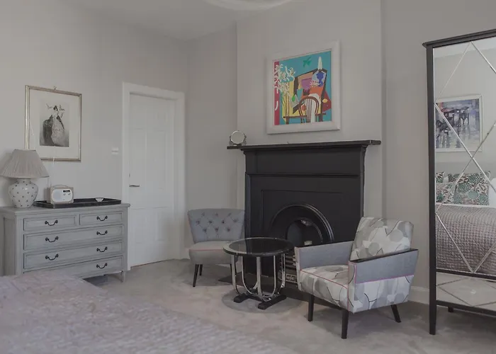 The Skyline - The Address