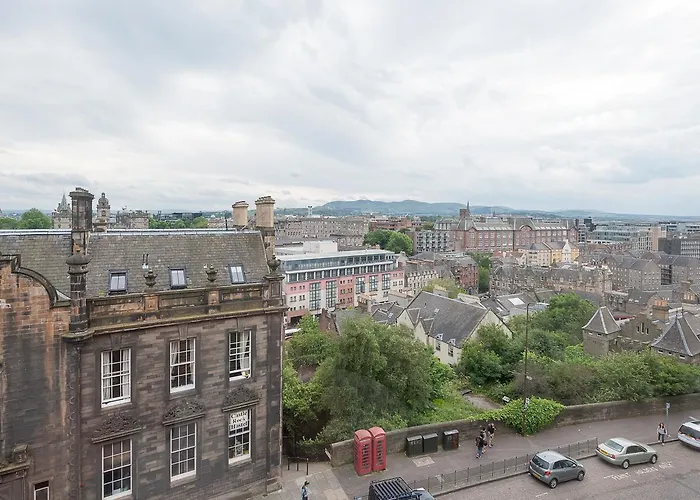 דירה The Castle Esplanade