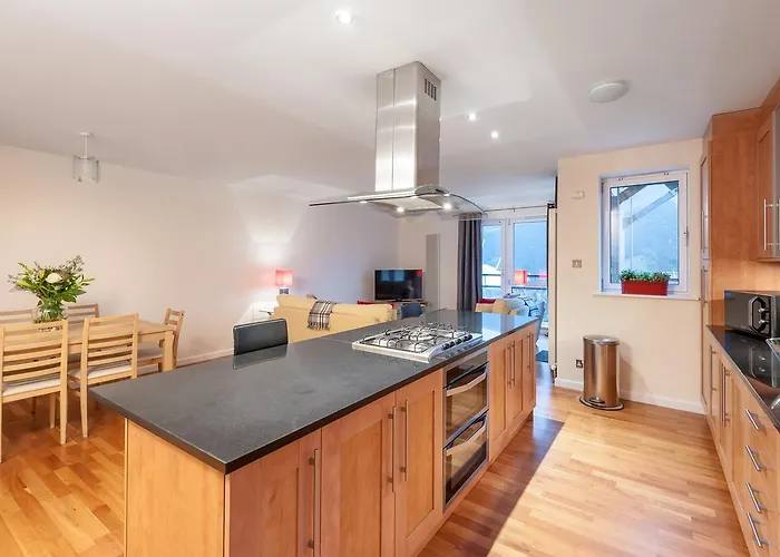 The Holyrood Park * Εδιμβούργο