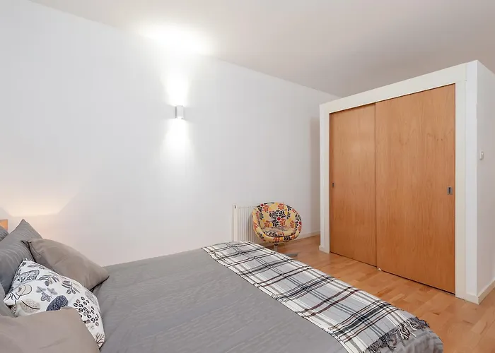 The Edmonstone's Close Апартаменты *