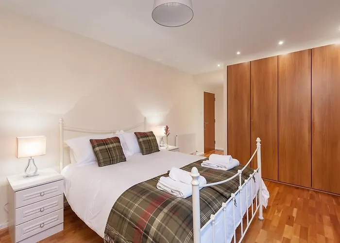 The Holyrood Park * Εδιμβούργο