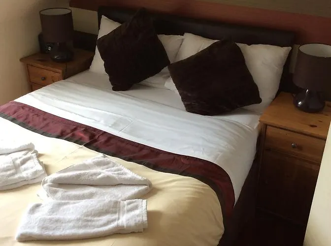 Mayfield 2* Edinburgh