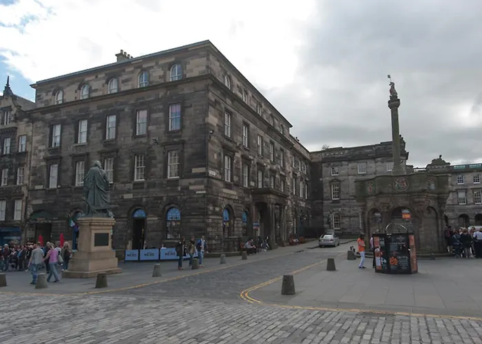 Parliament Sq 12 Royal Mile Lägenhet *