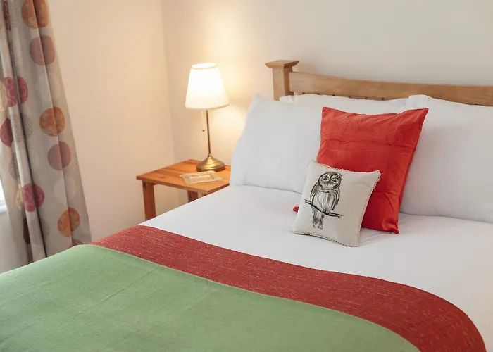 The Holyrood Road * Edinburgh