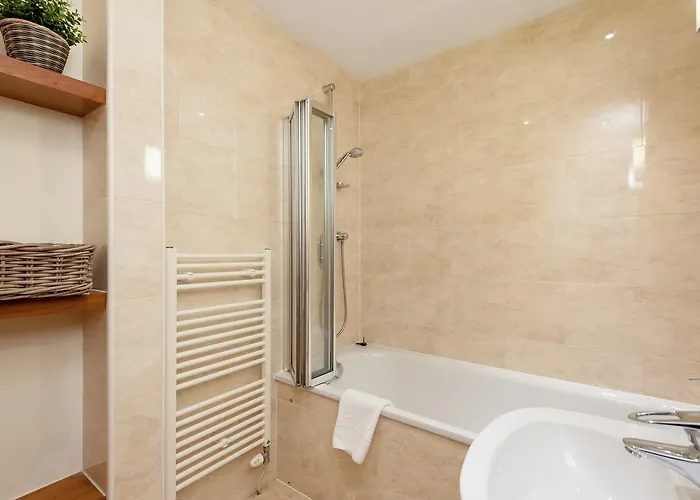 Apartment The Holyrood Road