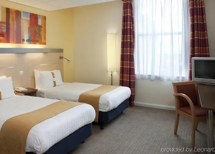 Express Centre By Ihg 3*