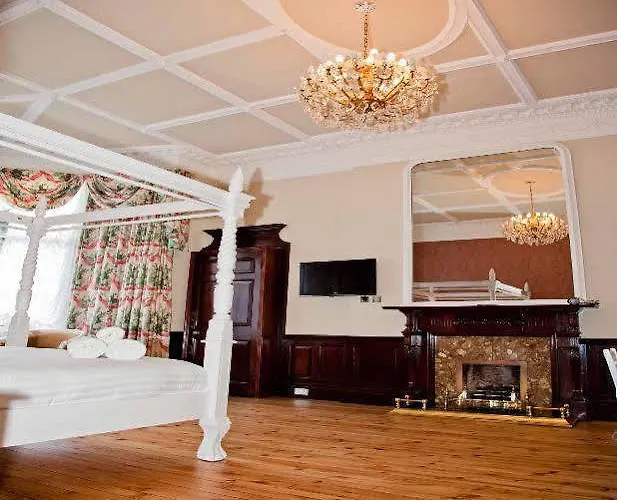 The Haymarket Lairg 3*