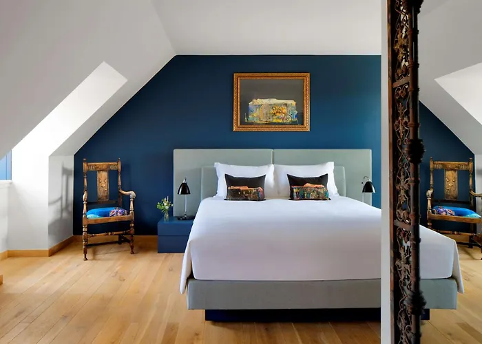 Radisson Collection Hotel, Royal Mile 5*