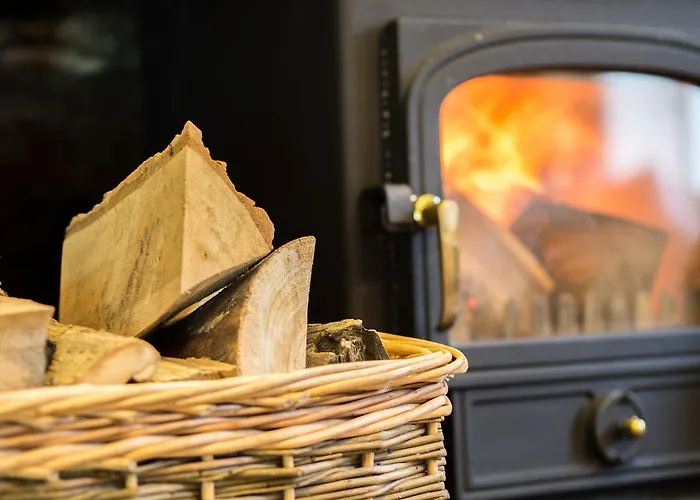 Six Brunton Place Bed & Breakfast