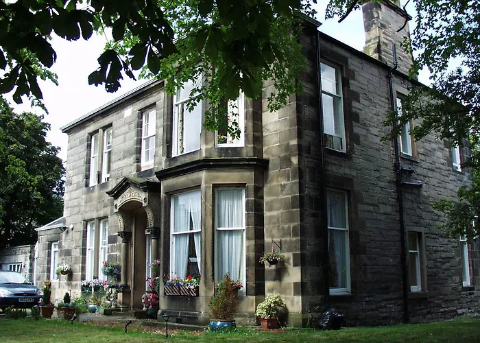 Alba House 3* Edinburgh