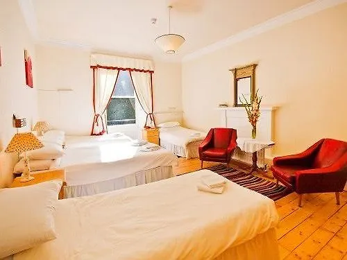 Gasthuis Halcyon House 3*