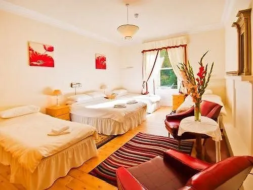 Halcyon House 3* Edinburgh