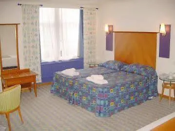 Travelodge Rose Street 3* Эдинбург