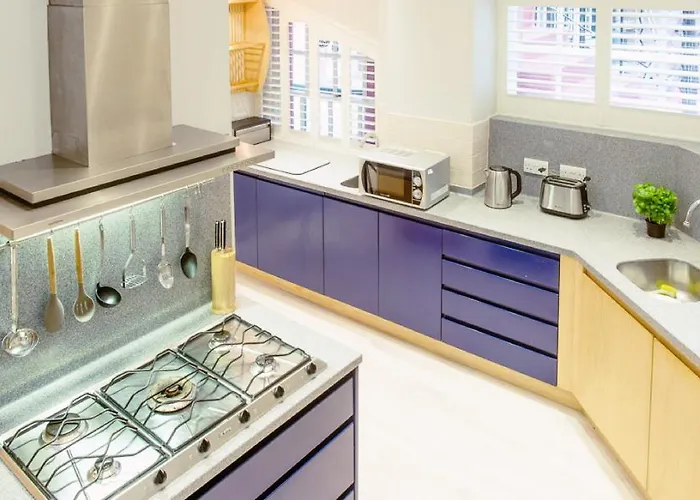 Ramsay Gardens - Grand 4-bedroom Next To Castle