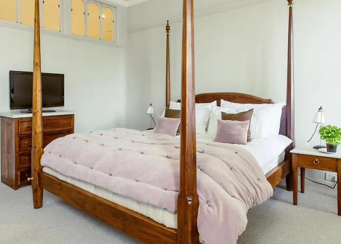 Ramsay Gardens - Grand 4-bedroom Next To Castle *