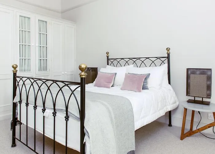 Ramsay Gardens - Grand 4-bedroom Next To Castle *