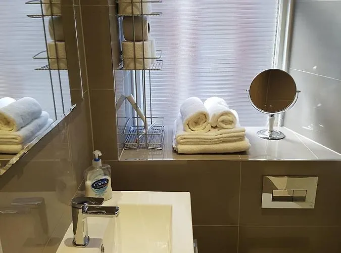 Heart Of Flat * Edinburgh