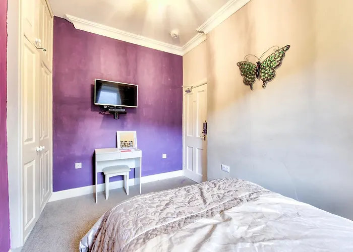 Syozant Drumdryan אכסניה