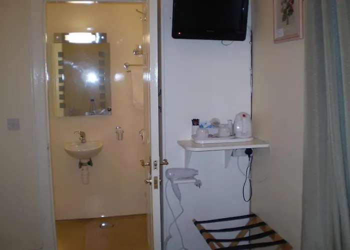 호텔 The Guards 3*