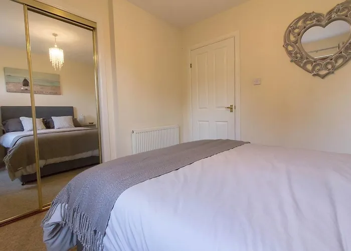 South Groathill - Lovely 2 Bed With Castle View Lägenhet Edinburg