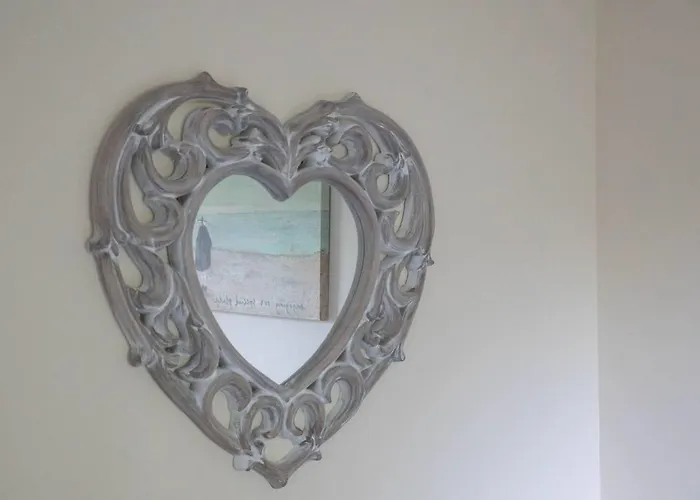 South Groathill - Lovely 2 Bed With Castle View Lägenhet