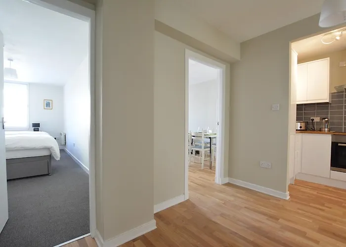 The West Bow, Old Town