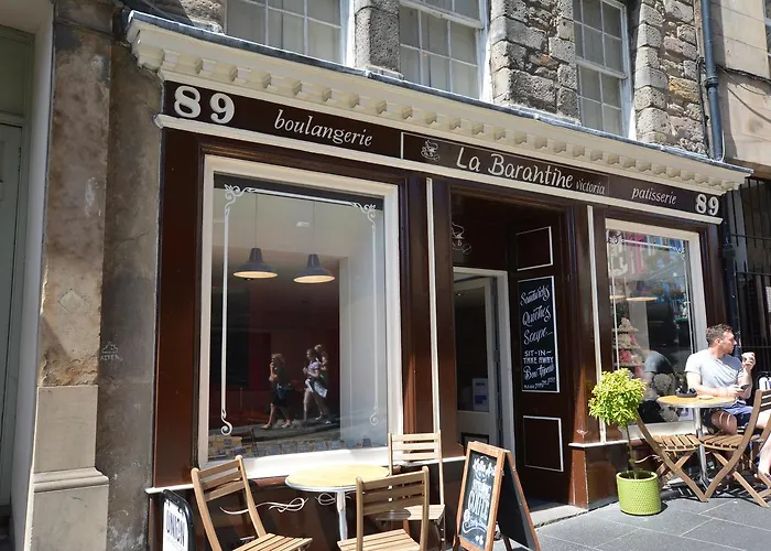 The West Bow, Old Town דירה