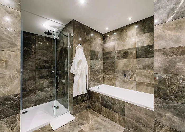 The Wine House 1821 B&B 4*