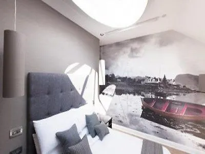 酒店 & Picardy Place