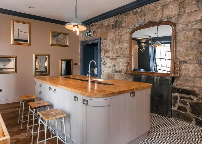 The Baxter Hostel Edinburgh