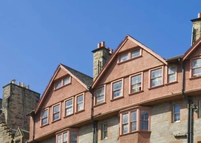 High Street - Over 18s Only, Backpackers Atmosphere (adults Only) Hostel *