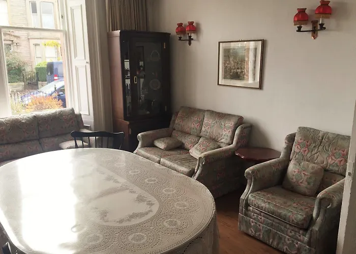 Dorstan House 3* Edinburgh
