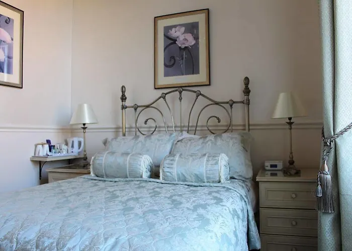 Highfield Guest house Edinburgh