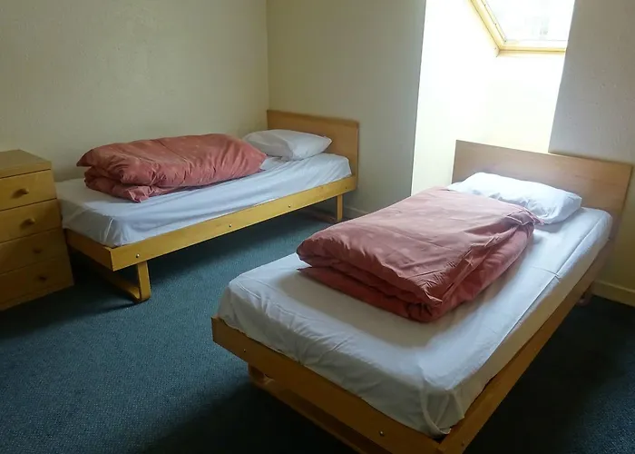 Metro Hostel *