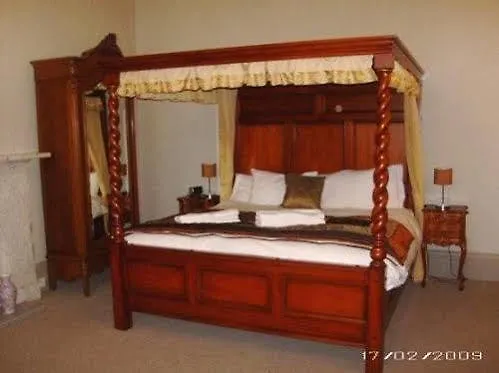 The Guards 3* Edinburg