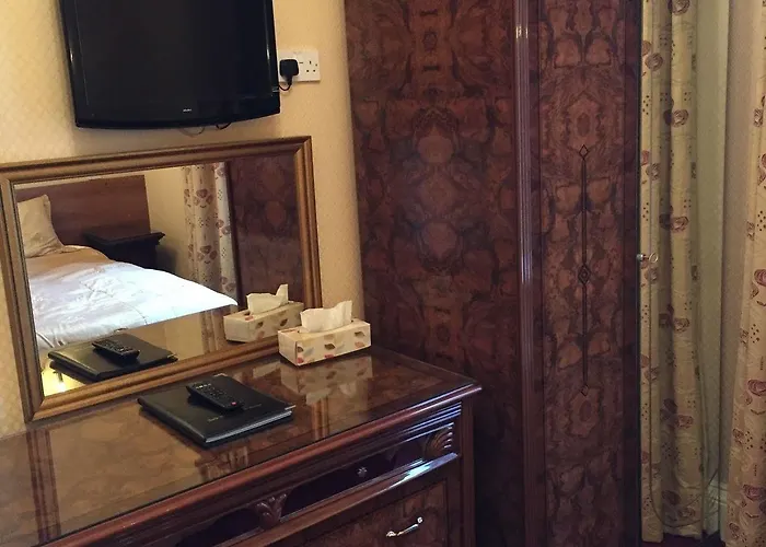 Penzion Allison House 16 4*