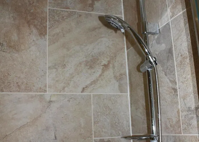 Alojamento de Acomodação e Pequeno-almoço Edinburgh Holiday Guest House 3*