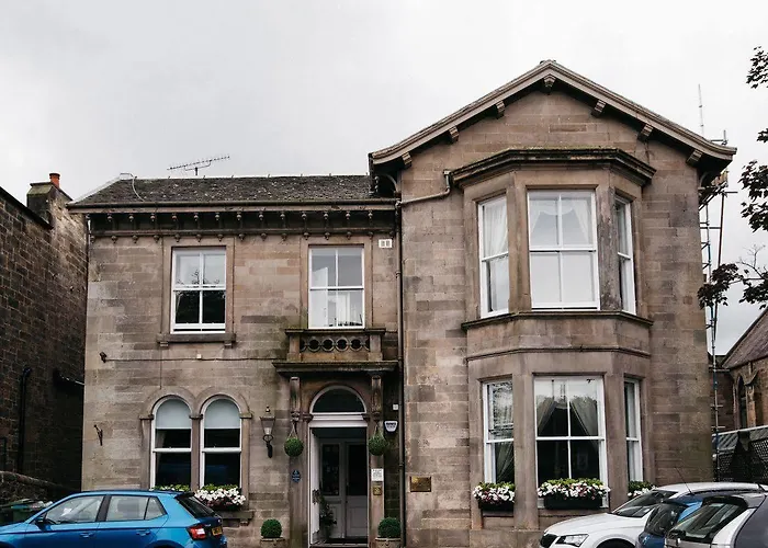 בית הארחה West End